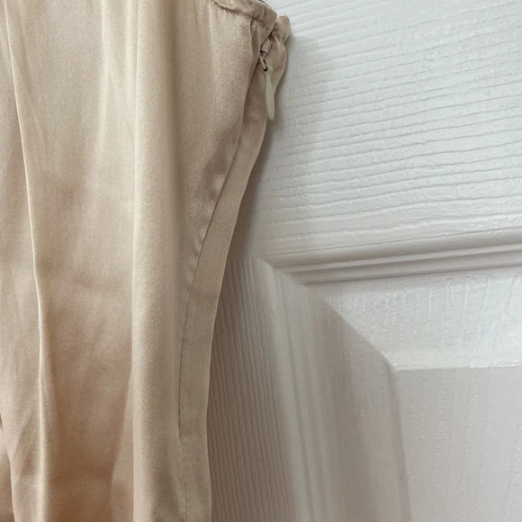 White House Black Market Silk Stretch Nude Cami Tank in XXS - Picture 3 of 6
